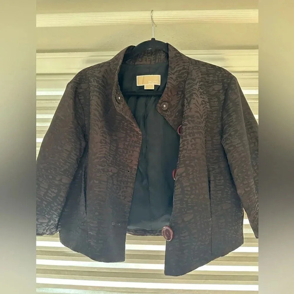 Women’s Petite MICHAEL Michael Kors Cropped Brown Jacket. Size Petite Medium. - Picture 6 of 8